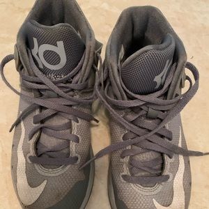 Used boys Nike sneakers